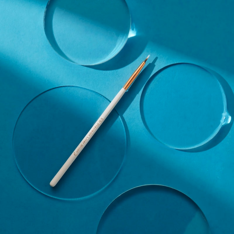 Pigment Play - Precision Liner Brush