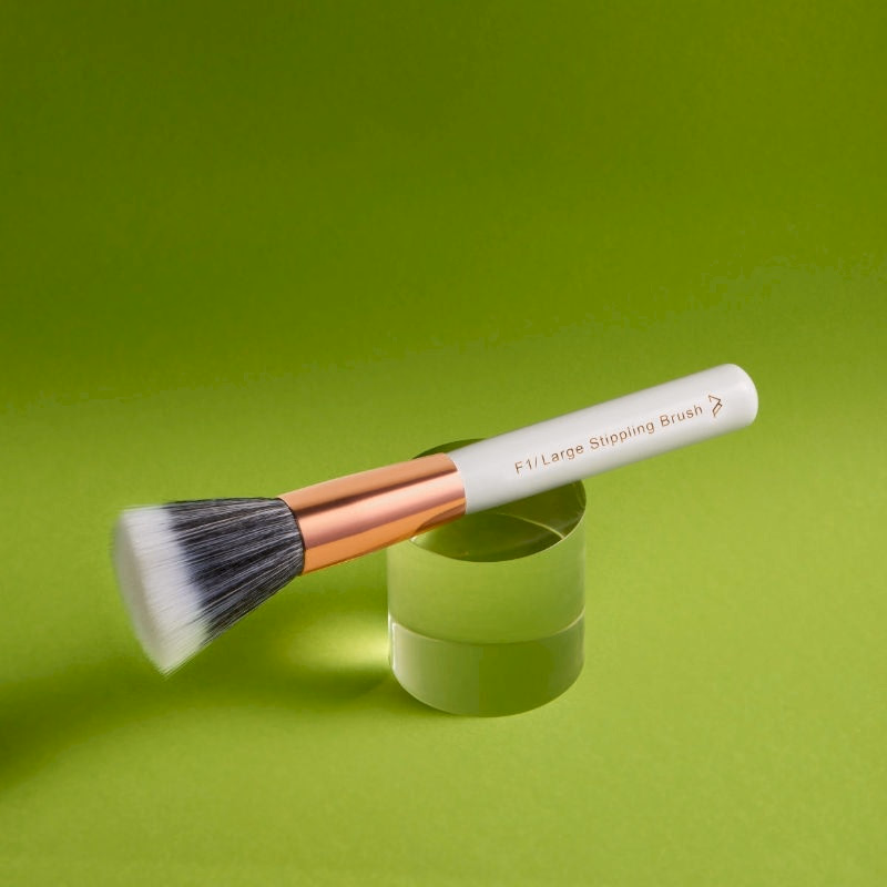 Pigment Play - Large Stippling Brush