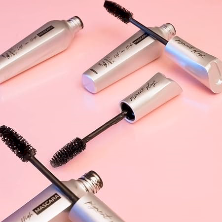 Pigment Play - Black - Lift em High Mascara