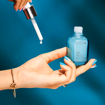 Lakme 8% AHA-BHA-PHA+ Complex Lumi Smooth Serum