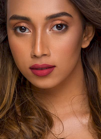 SUGAR Lipping On The Edge Lip Liner - 04 Tan Fan