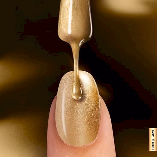 Lakme Ultimate Glam Chrome Nail Paint - CH1 Copper