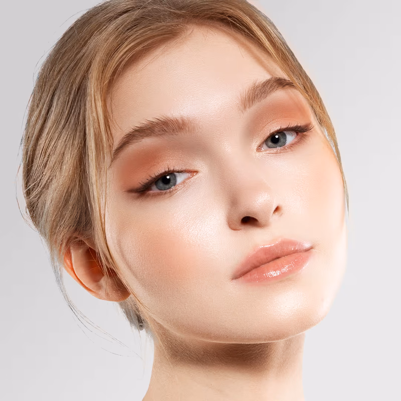 Makeup Revolution - Peach - Revolution Pro 4K Blush Palette