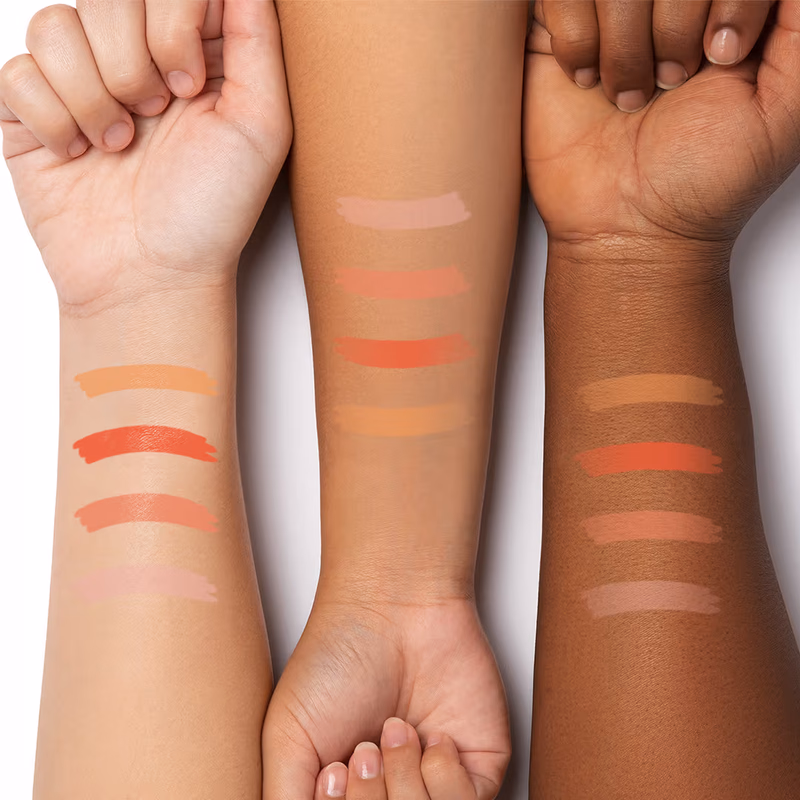 Makeup Revolution - Peach - Revolution Pro 4K Blush Palette