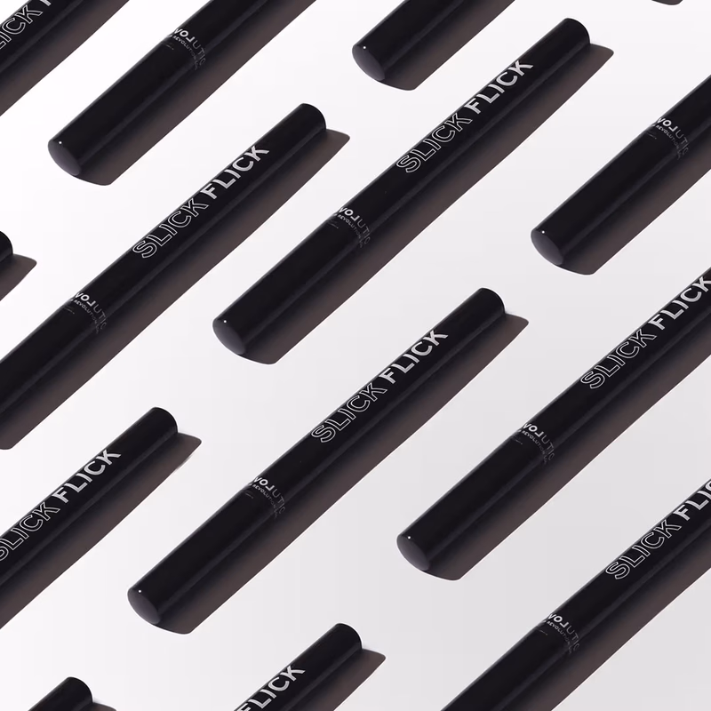 Makeup Revolution - Slick Flick - Relove Eyeliner Black