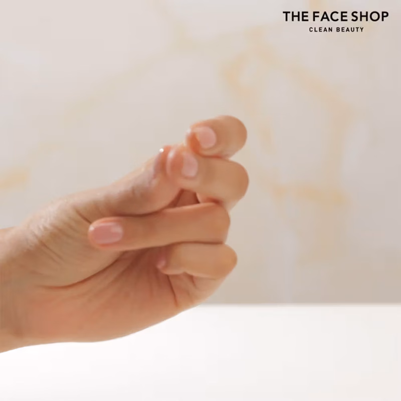 The Face Shop - Rice Water Bright Ultra Light Cleansing Oil - Korean Makeup Remover for heavy makeup