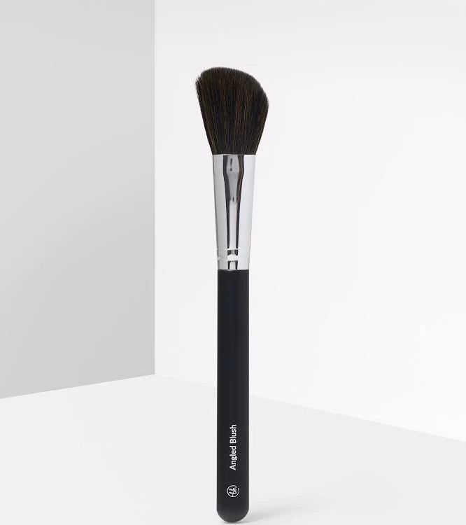 BH Cosmetics - Angled Blush Brush