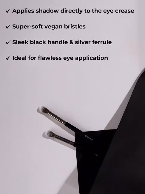 BH Cosmetics - BH Studio 5 - Pointed Crease Pro Brush