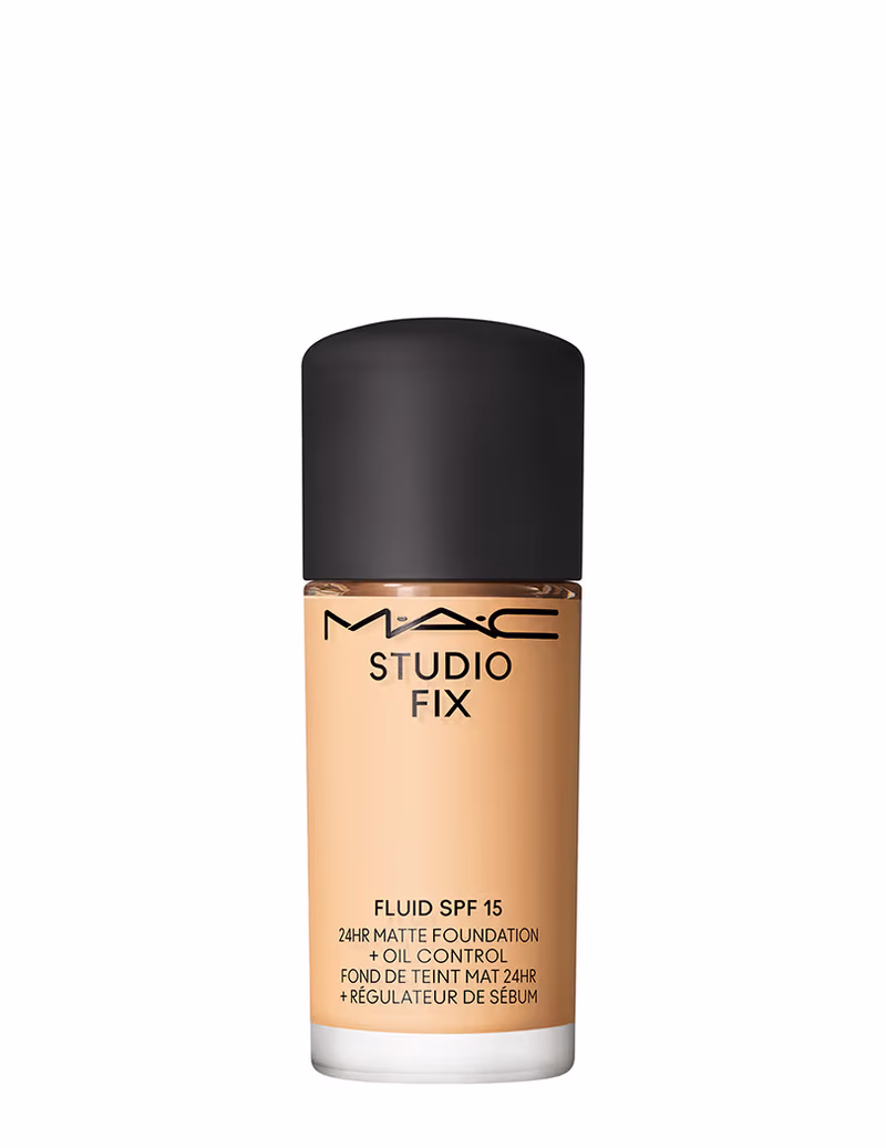 M.A.C - NC15 - Studio Fix Fluid SPF 15 - Soft Matte Foundation With Hyaluronic Acid