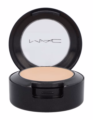 M.A.C - NC15 - Studio Finish SPF 35 Concealer -