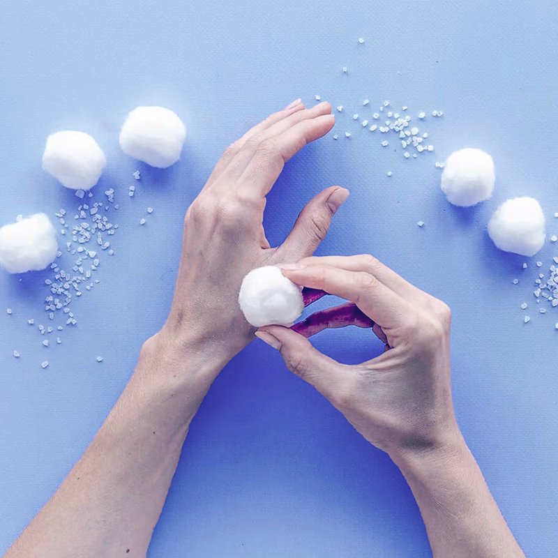 Gubb - Cotton Balls - Hypoallergenic 100% White  For Face Cleansing & Makeup Removal