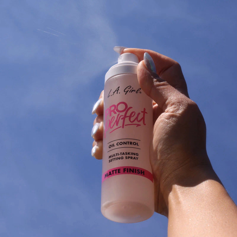 L.A. Girl - Pro Perfect - Long-Wear Setting Spray