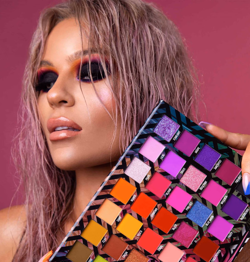 Bperfect Cosmetics - Love Tahiti - Stacey Marie - Carnival III  Palette