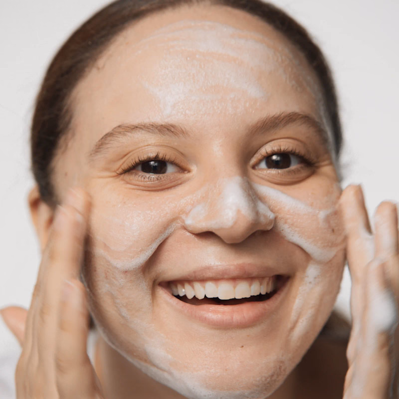 Clinique - Cleansing Foam - Anti-Blemish Solutions